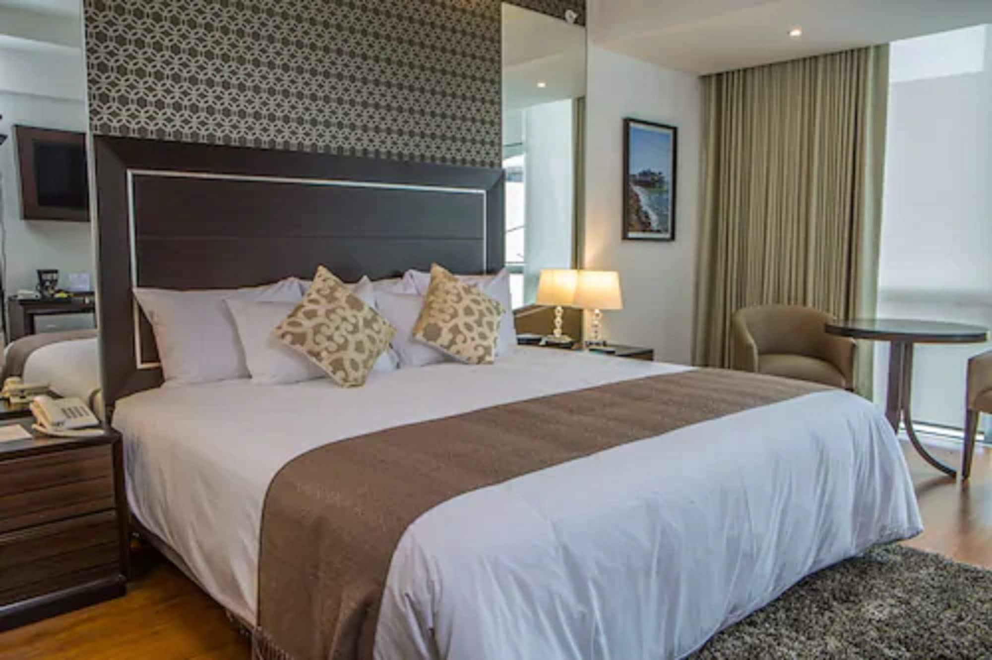 Jose Antonio Deluxe Hotel Lima Kültér fotó